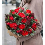 burgundy christmas bouquet